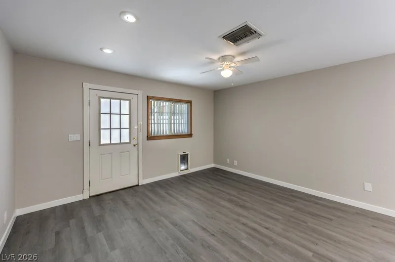 1867 Renada, North Las Vegas, NV 89030