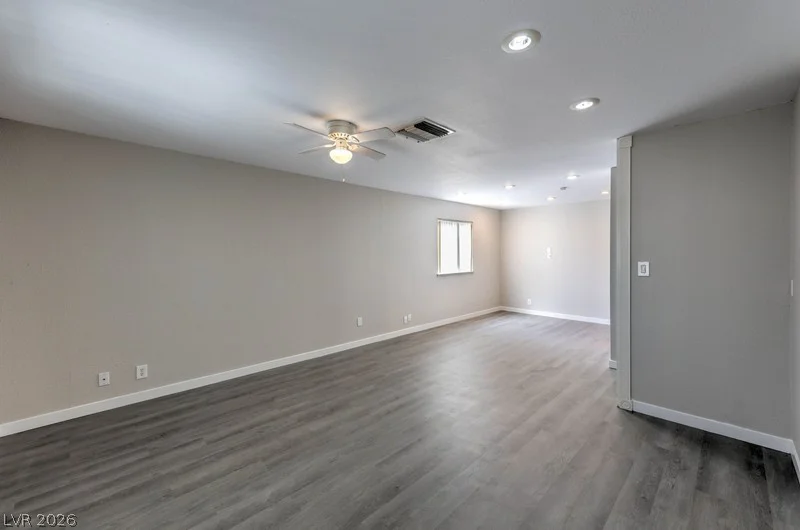 1867 Renada, North Las Vegas, NV 89030