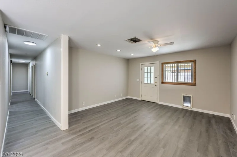 1867 Renada, North Las Vegas, NV 89030
