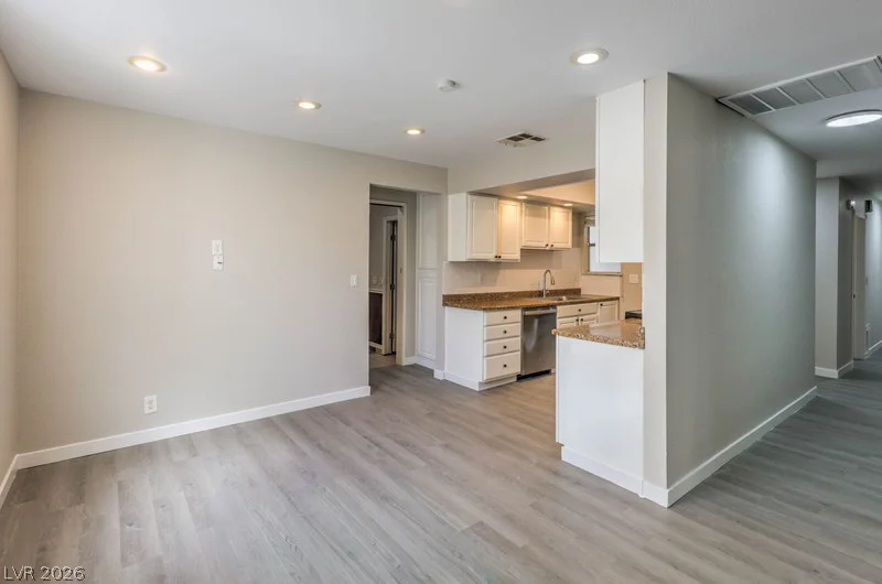 1867 Renada, North Las Vegas, NV 89030