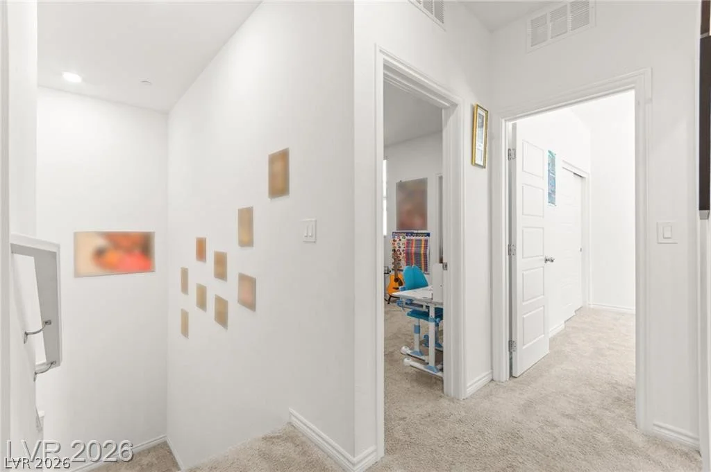 275 Luna Valley, Henderson, NV 89011