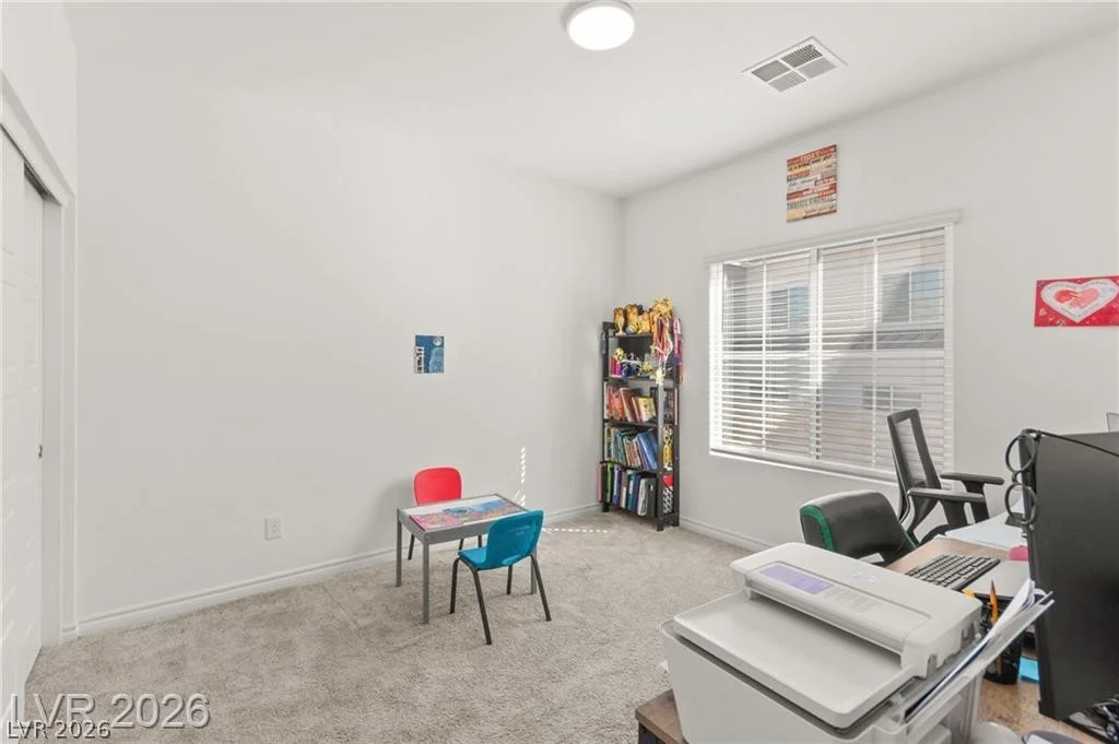 275 Luna Valley, Henderson, NV 89011