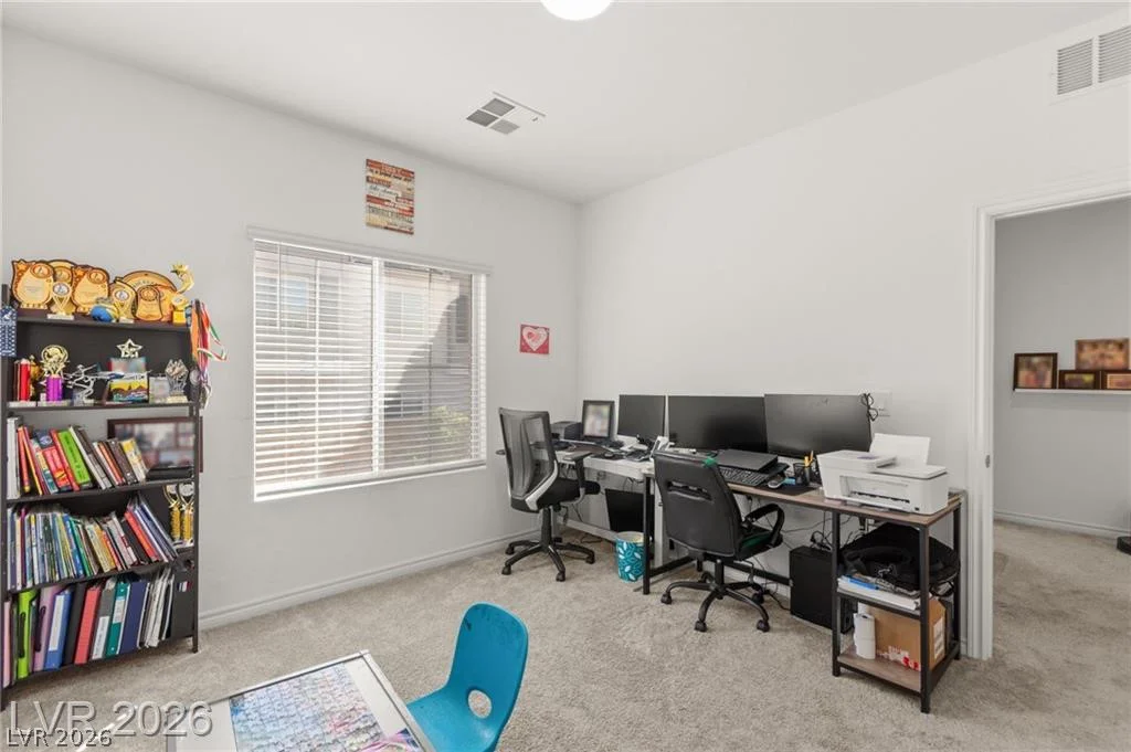 275 Luna Valley, Henderson, NV 89011
