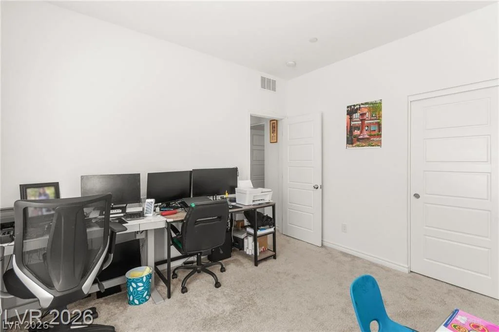 275 Luna Valley, Henderson, NV 89011