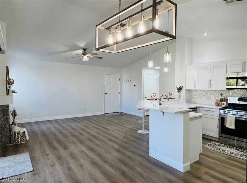 7905 Ryandale, Las Vegas, NV 89145