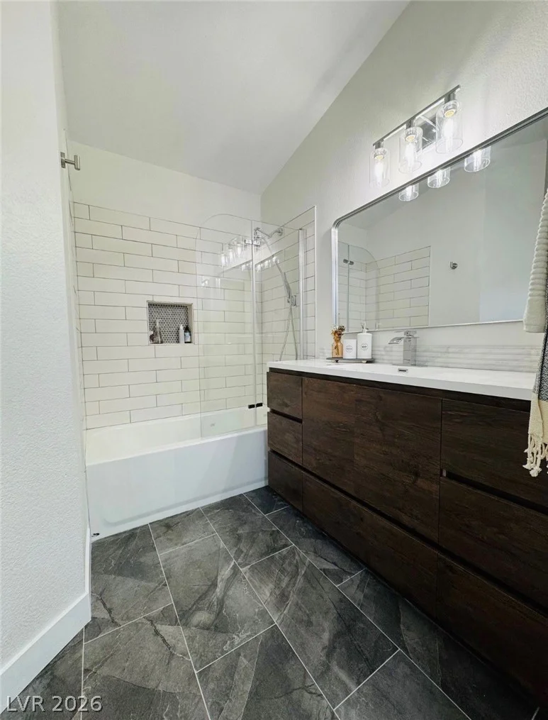 7905 Ryandale, Las Vegas, NV 89145
