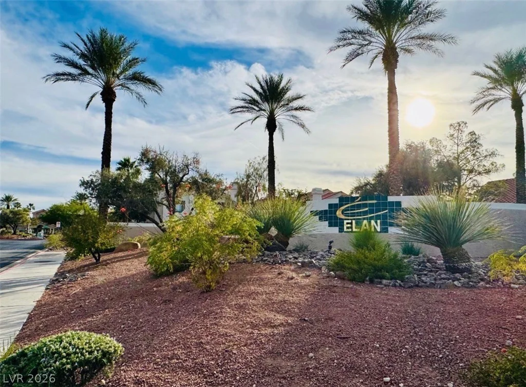 7905 Ryandale, Las Vegas, NV 89145