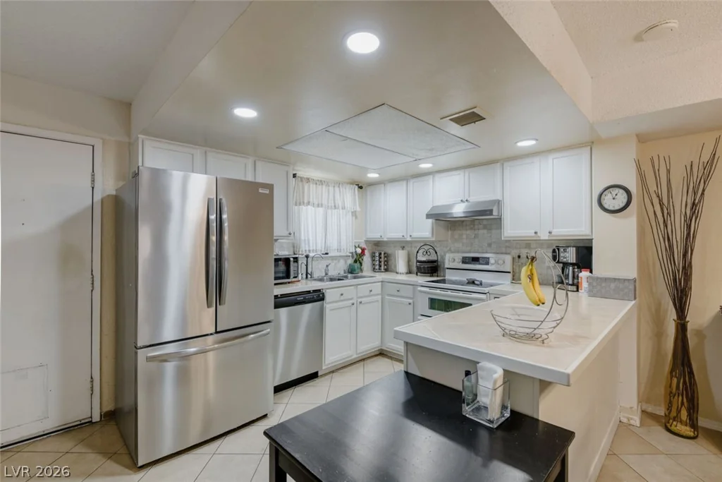 6231 Washington, Las Vegas, NV 89107