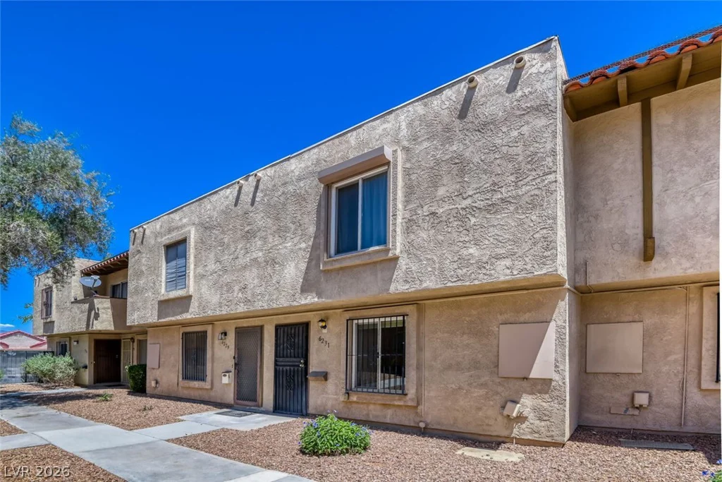 6231 Washington, Las Vegas, NV 89107