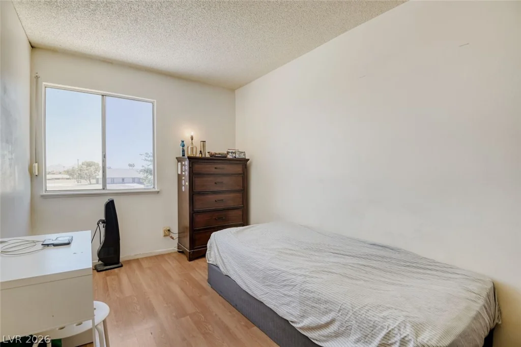 6231 Washington, Las Vegas, NV 89107