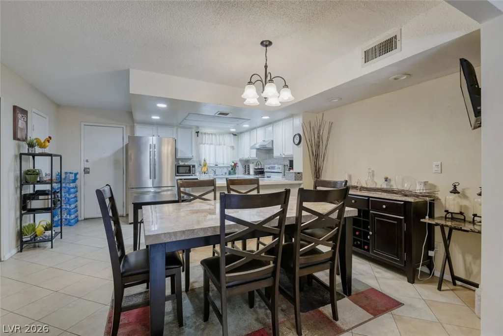 6231 Washington, Las Vegas, NV 89107