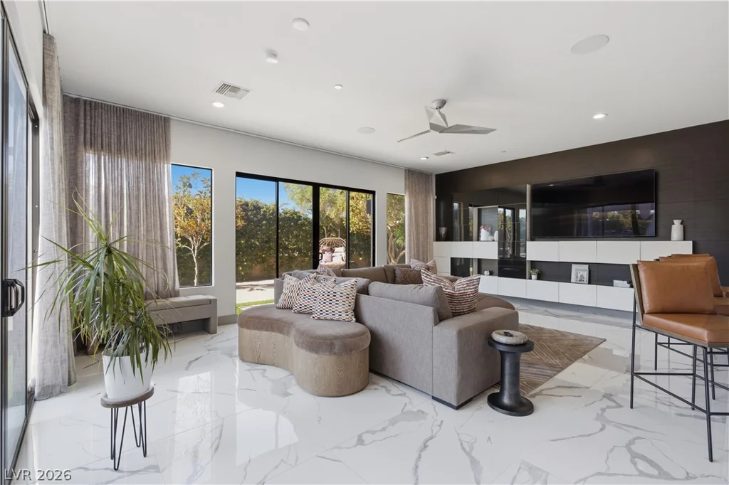 2790 La Bella, Henderson, NV 89052