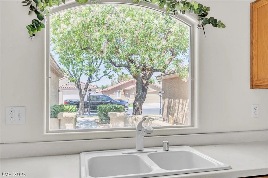 5683 Great Eagle, Las Vegas, NV 89122