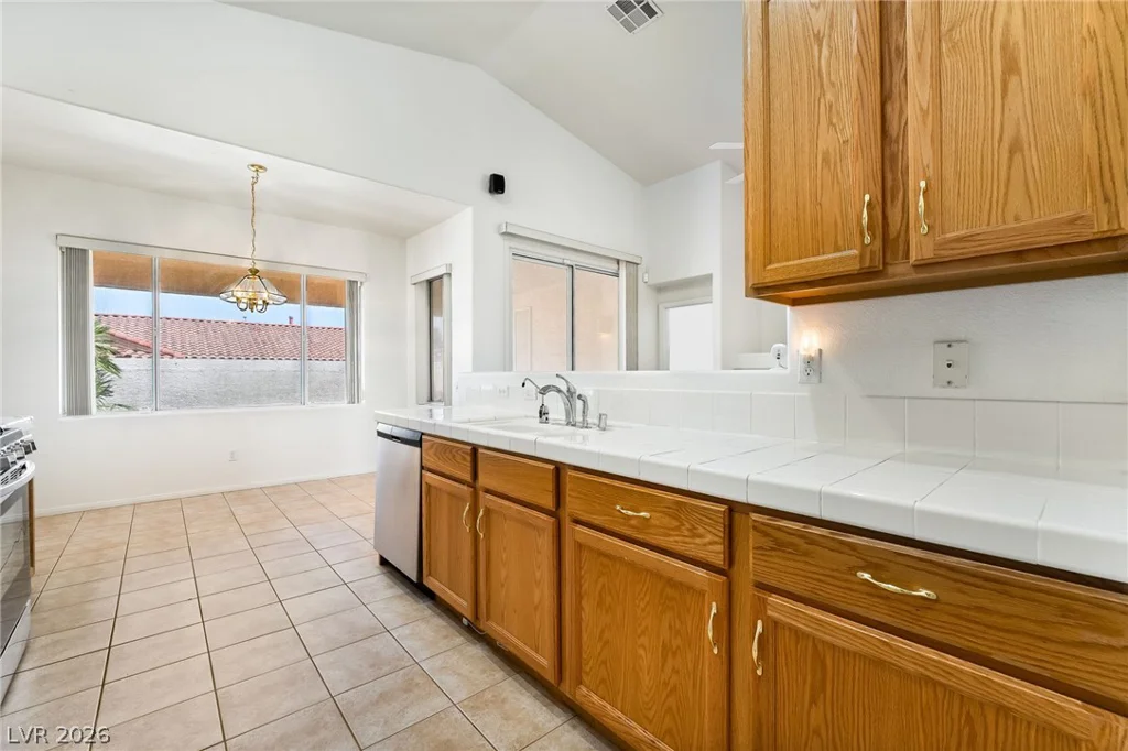 326 Dazzling, Henderson, NV 89012