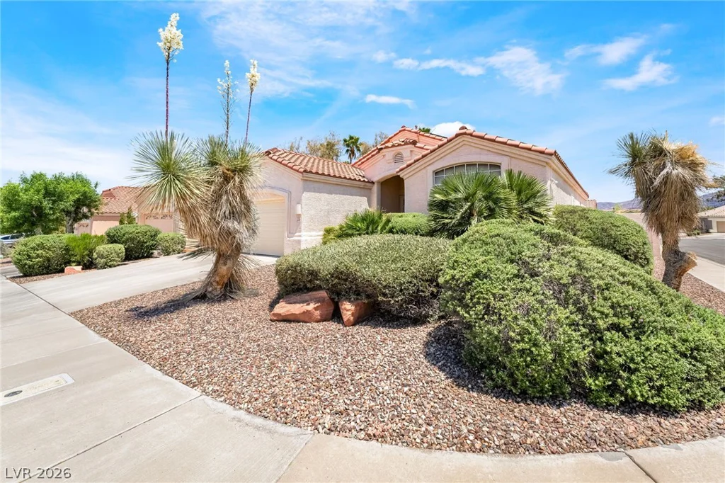326 Dazzling, Henderson, NV 89012