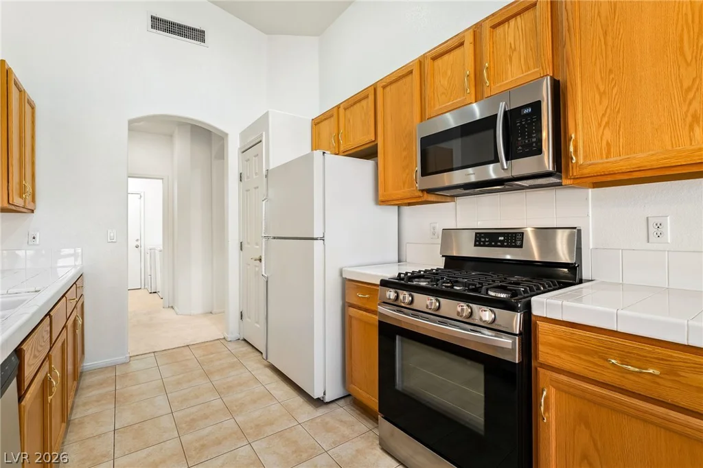 326 Dazzling, Henderson, NV 89012
