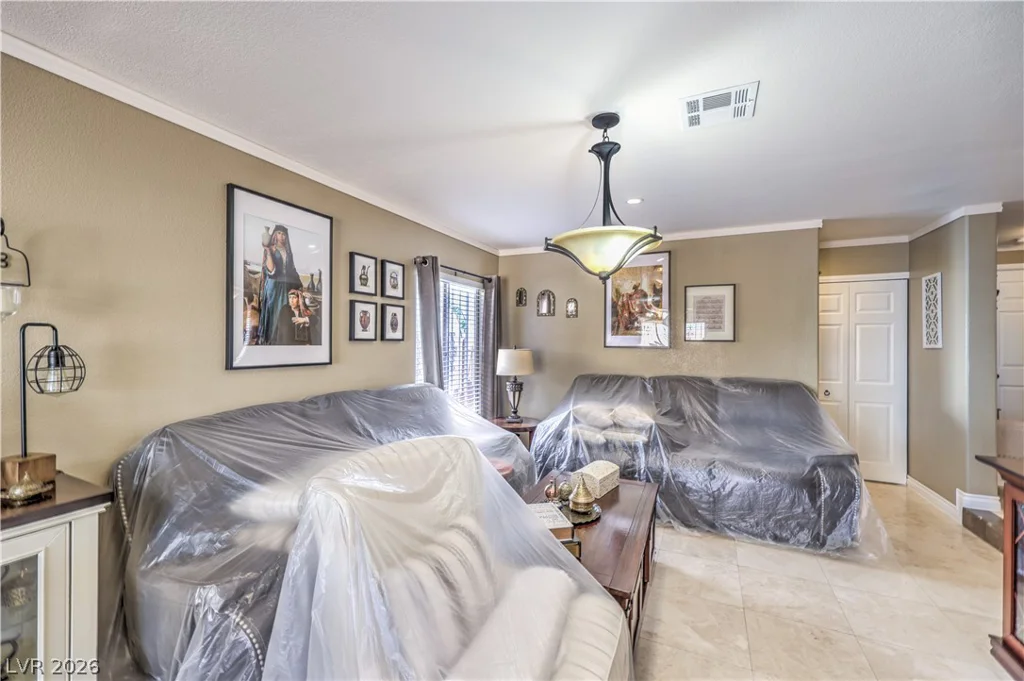 3352 Bridgeport, Las Vegas, NV 89121