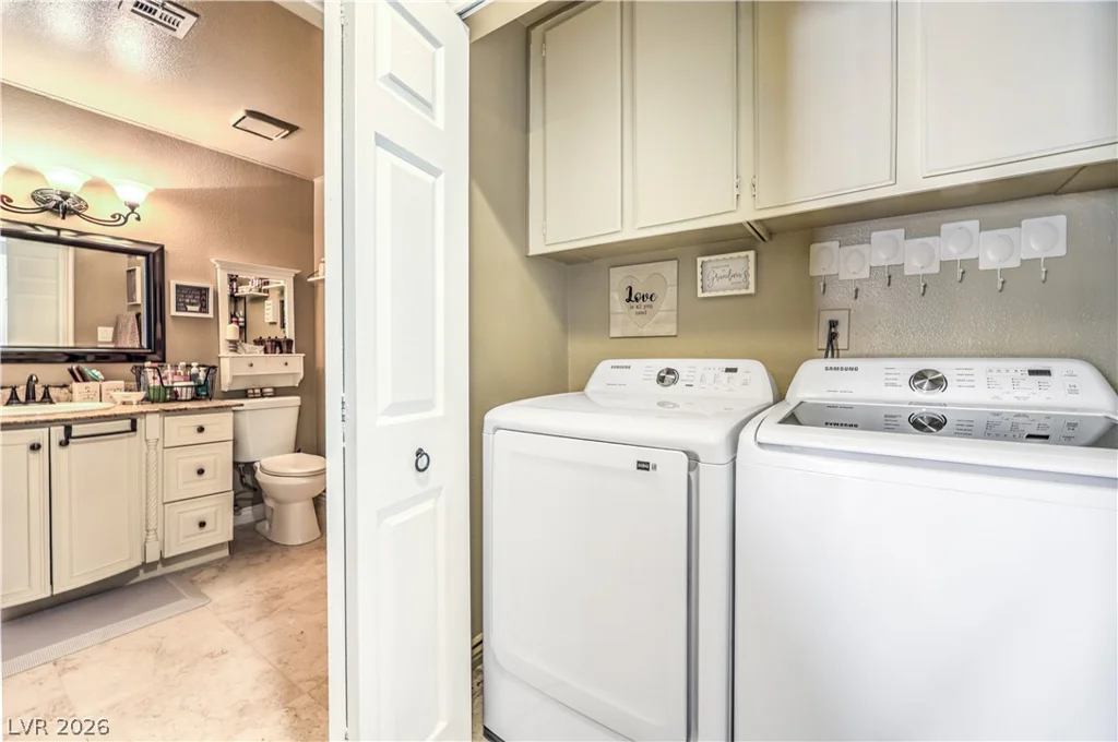 3352 Bridgeport, Las Vegas, NV 89121