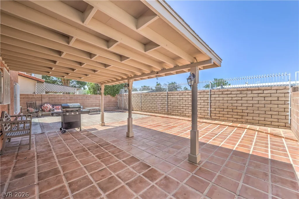 3352 Bridgeport, Las Vegas, NV 89121