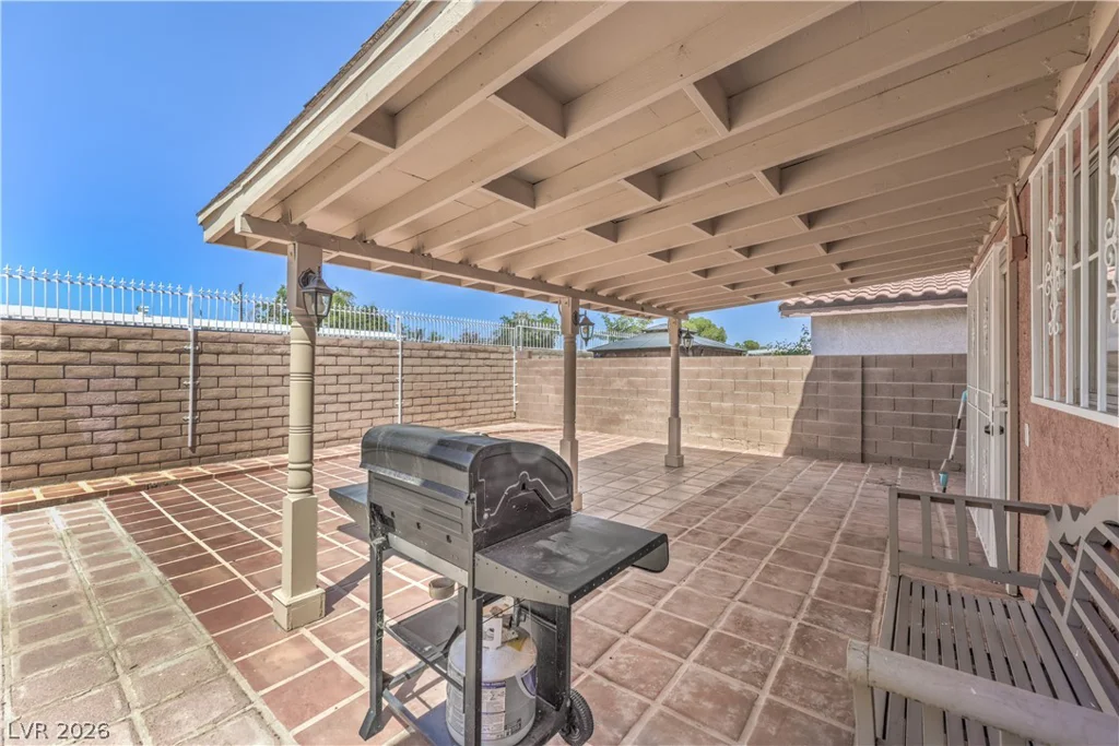 3352 Bridgeport, Las Vegas, NV 89121