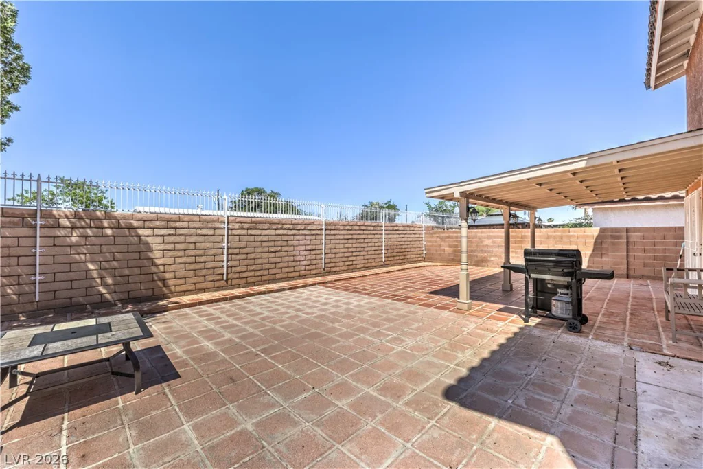 3352 Bridgeport, Las Vegas, NV 89121