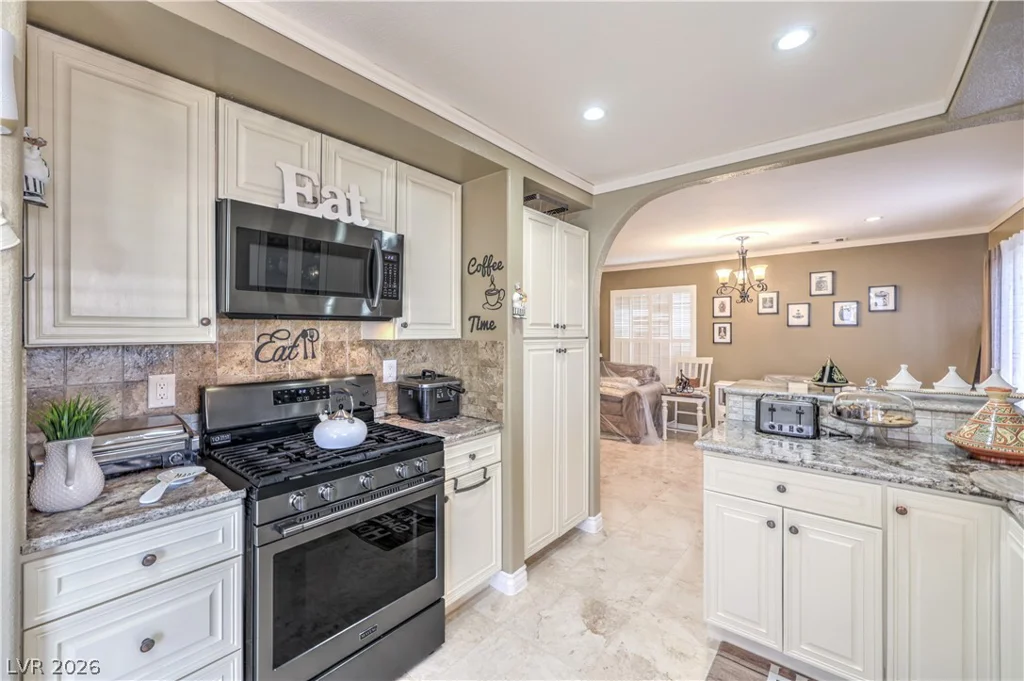 3352 Bridgeport, Las Vegas, NV 89121