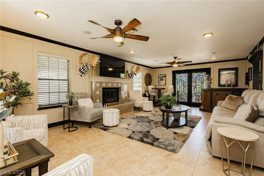 2835 Buffalo, Las Vegas, NV 89117