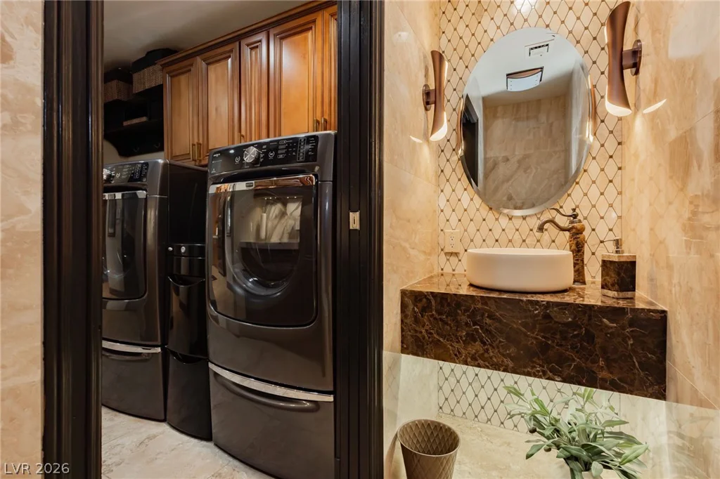 2835 Buffalo, Las Vegas, NV 89117
