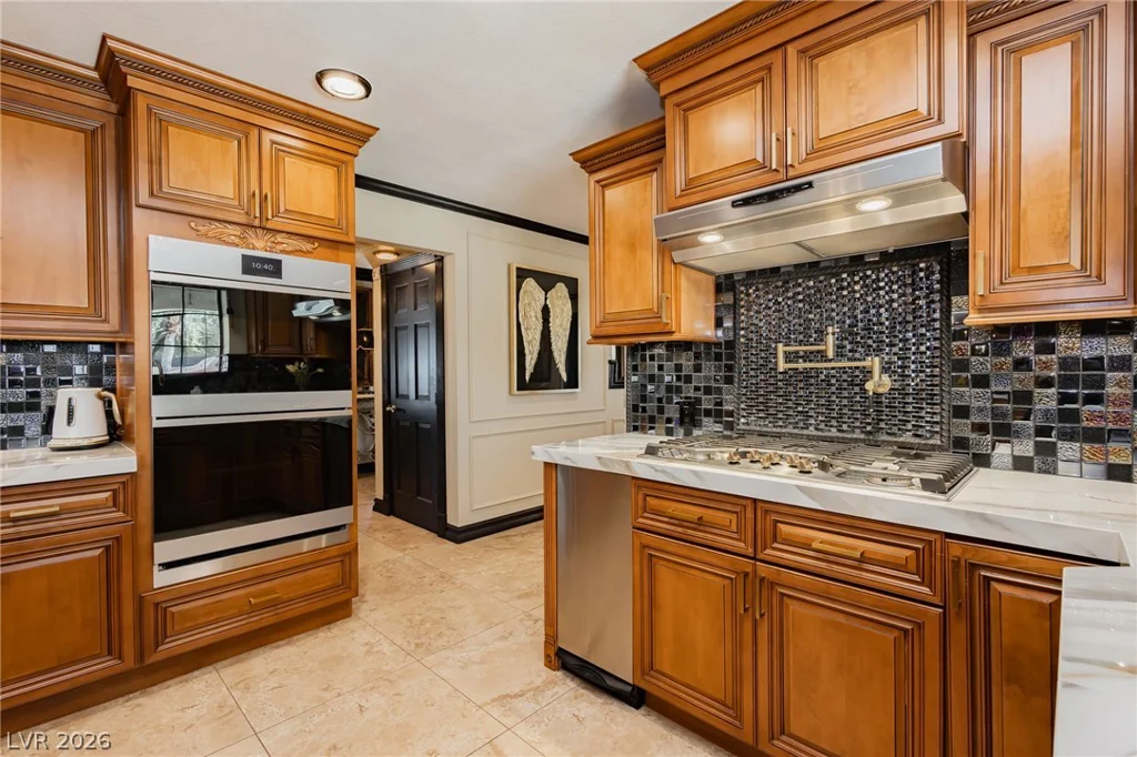 2835 Buffalo, Las Vegas, NV 89117