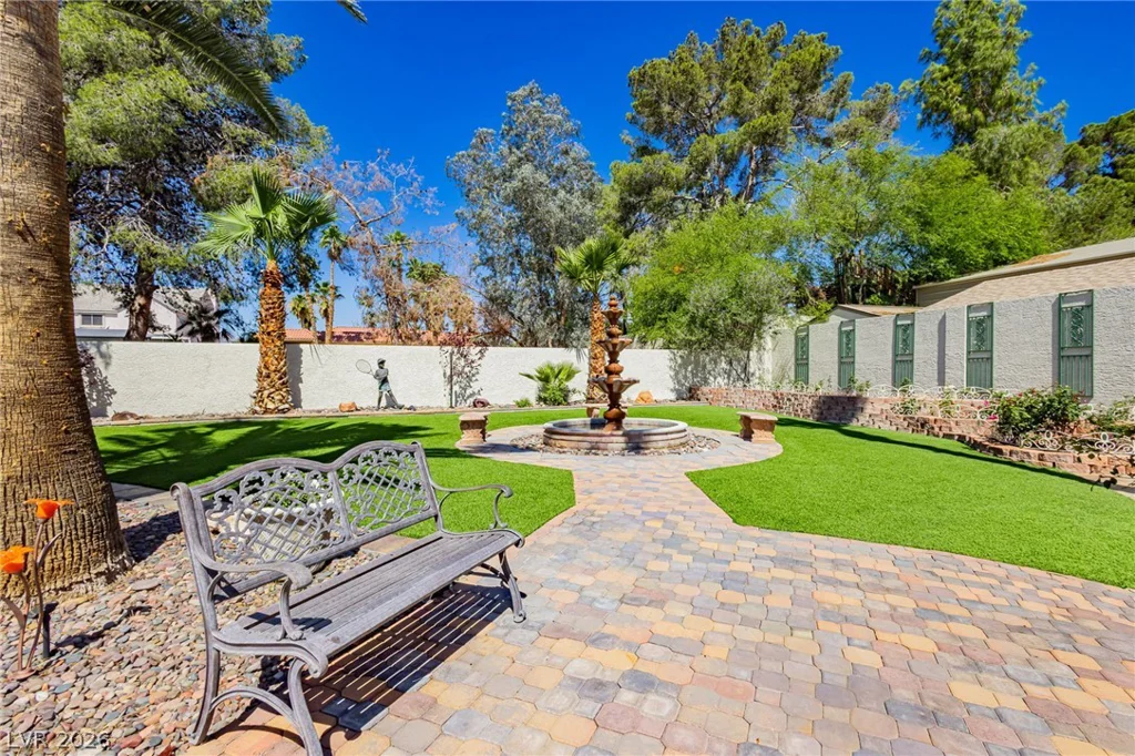 2835 Buffalo, Las Vegas, NV 89117