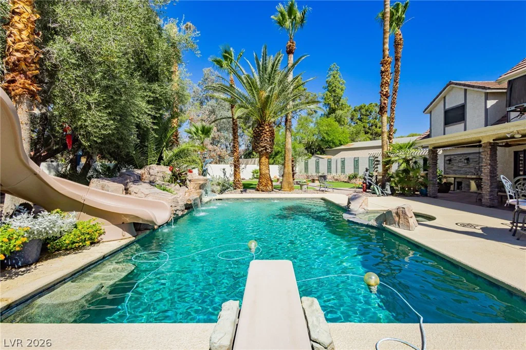 2835 Buffalo, Las Vegas, NV 89117