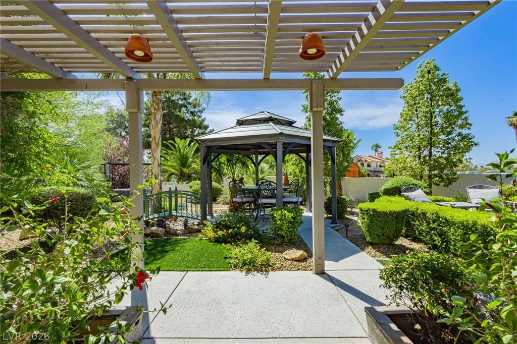 2835 Buffalo, Las Vegas, NV 89117