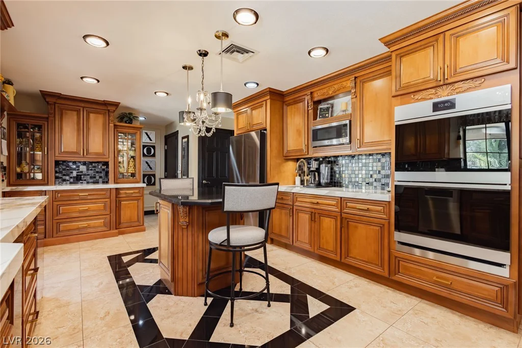 2835 Buffalo, Las Vegas, NV 89117