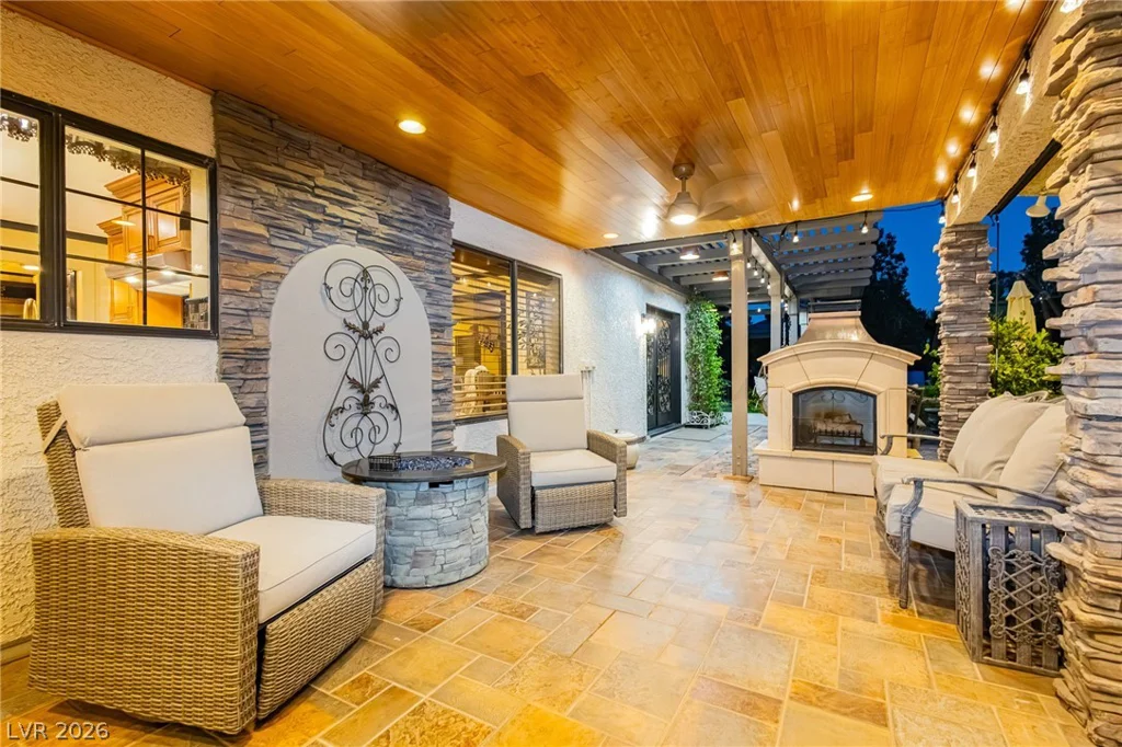2835 Buffalo, Las Vegas, NV 89117