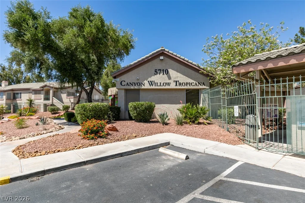 5710 Tropicana, Las Vegas, NV 89122