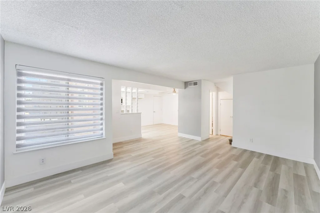 579 Roxella, Las Vegas, NV 89110