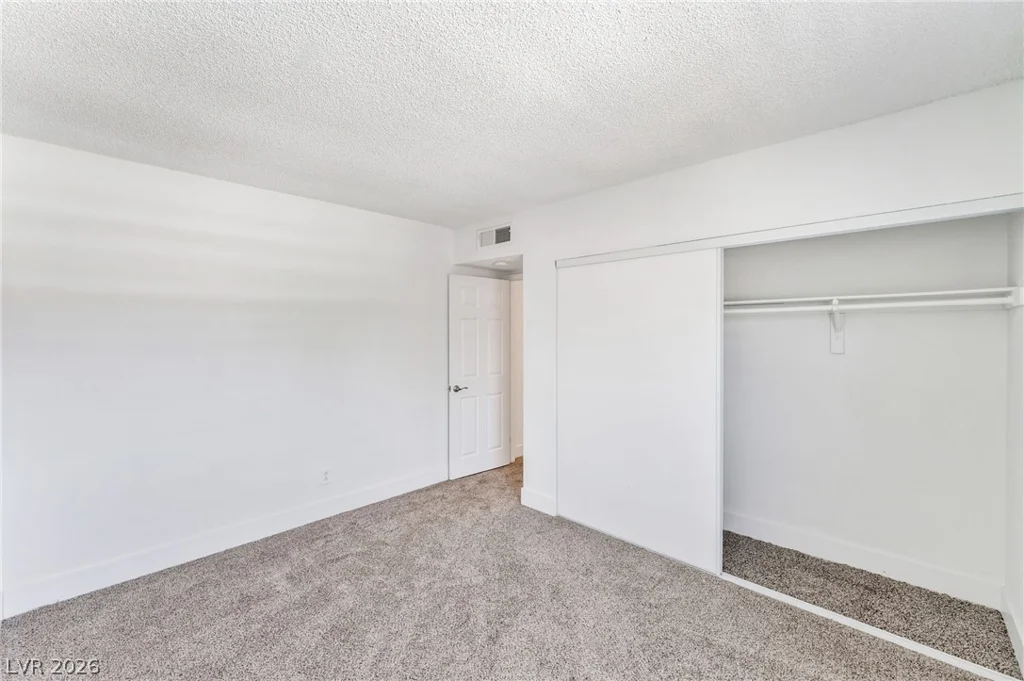 579 Roxella, Las Vegas, NV 89110