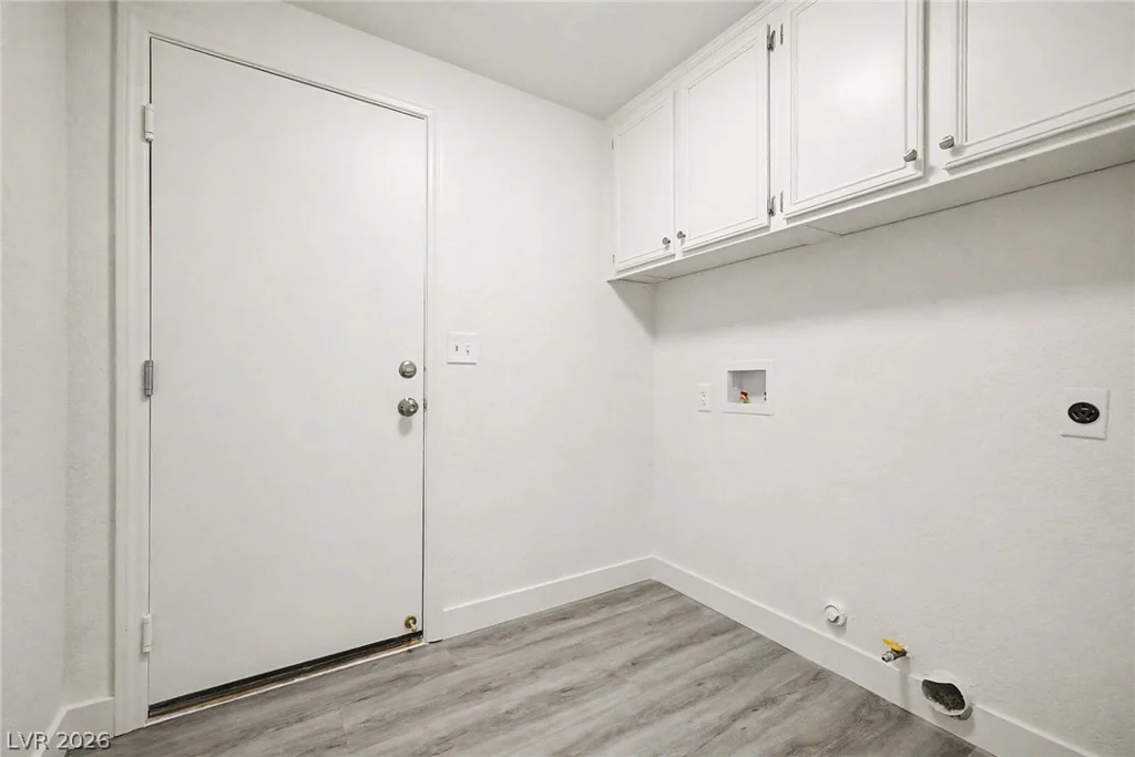 9300 Mount Cherie, Las Vegas, NV 89129