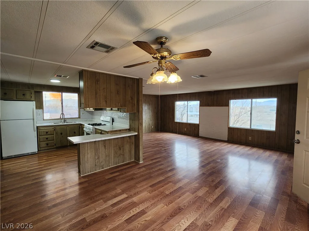 1111 Hardy, Pahrump, NV 89048