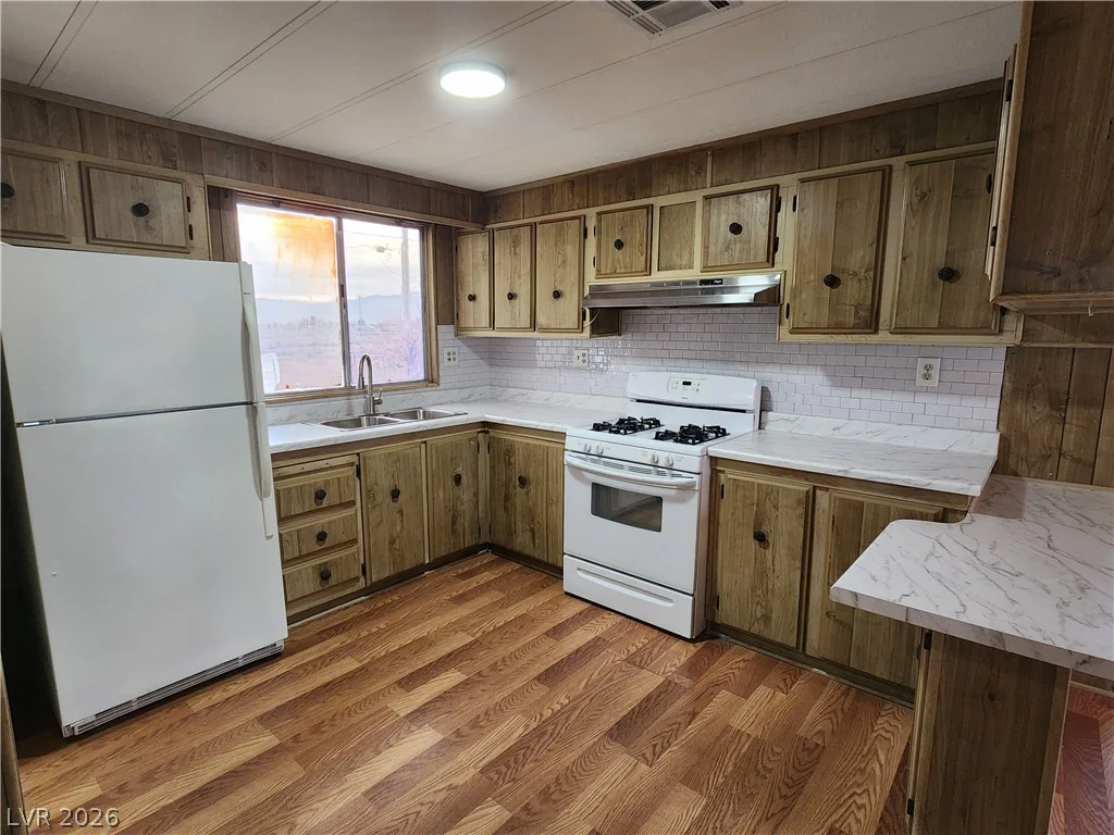 1111 Hardy, Pahrump, NV 89048