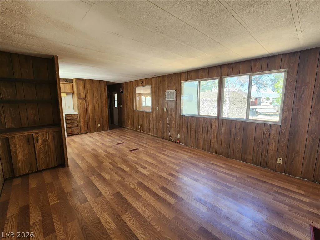 1111 Hardy, Pahrump, NV 89048