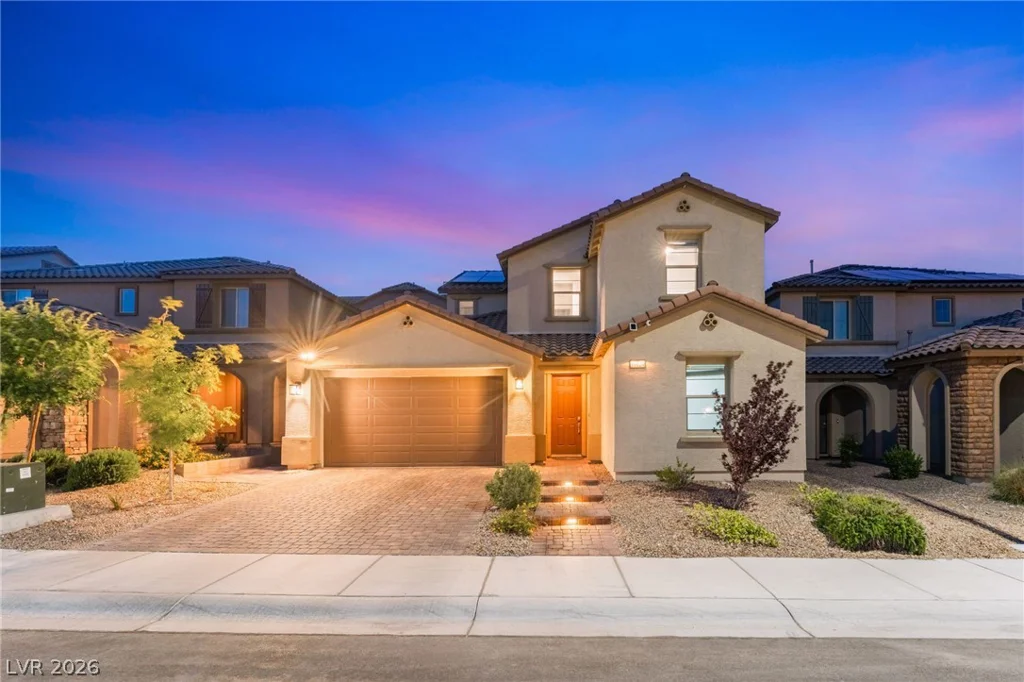 10124 Skye Saddle, Las Vegas, NV 89166