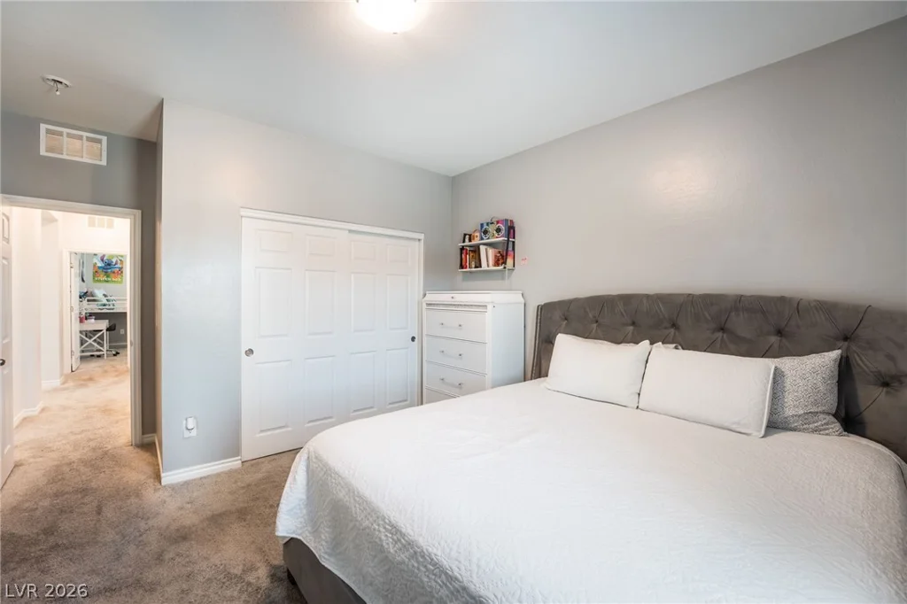 10124 Skye Saddle, Las Vegas, NV 89166