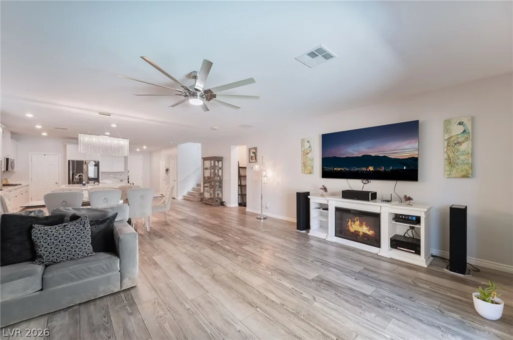10124 Skye Saddle, Las Vegas, NV 89166