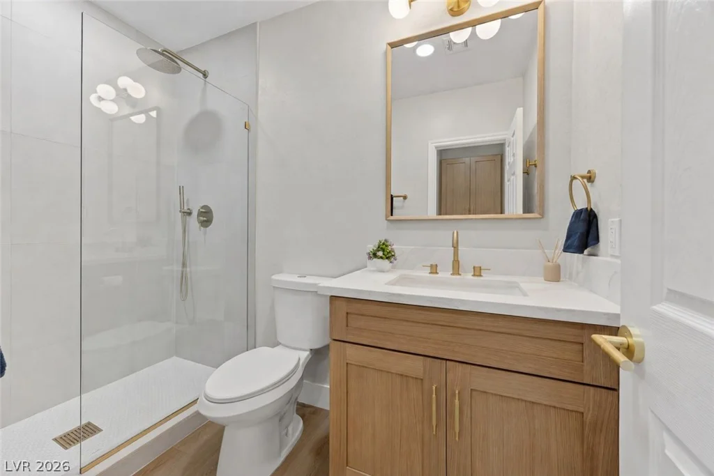 992 Cliff Castle, North Las Vegas, NV 89081