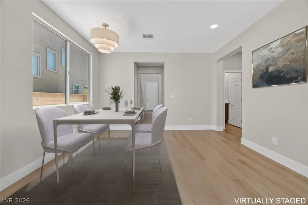 992 Cliff Castle, North Las Vegas, NV 89081