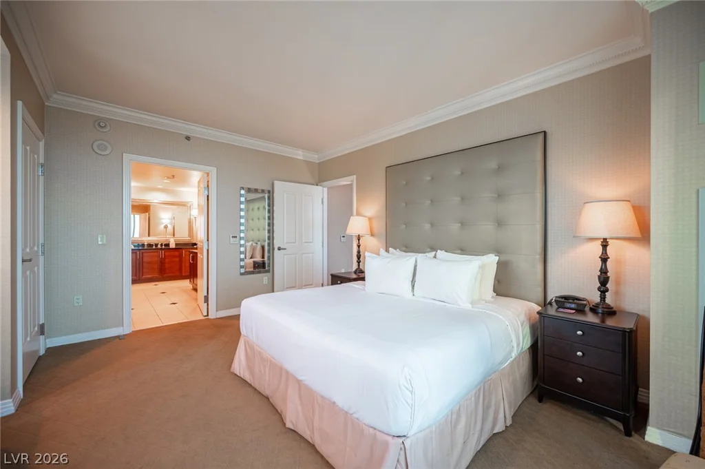 135 Harmon, Las Vegas, NV 89109