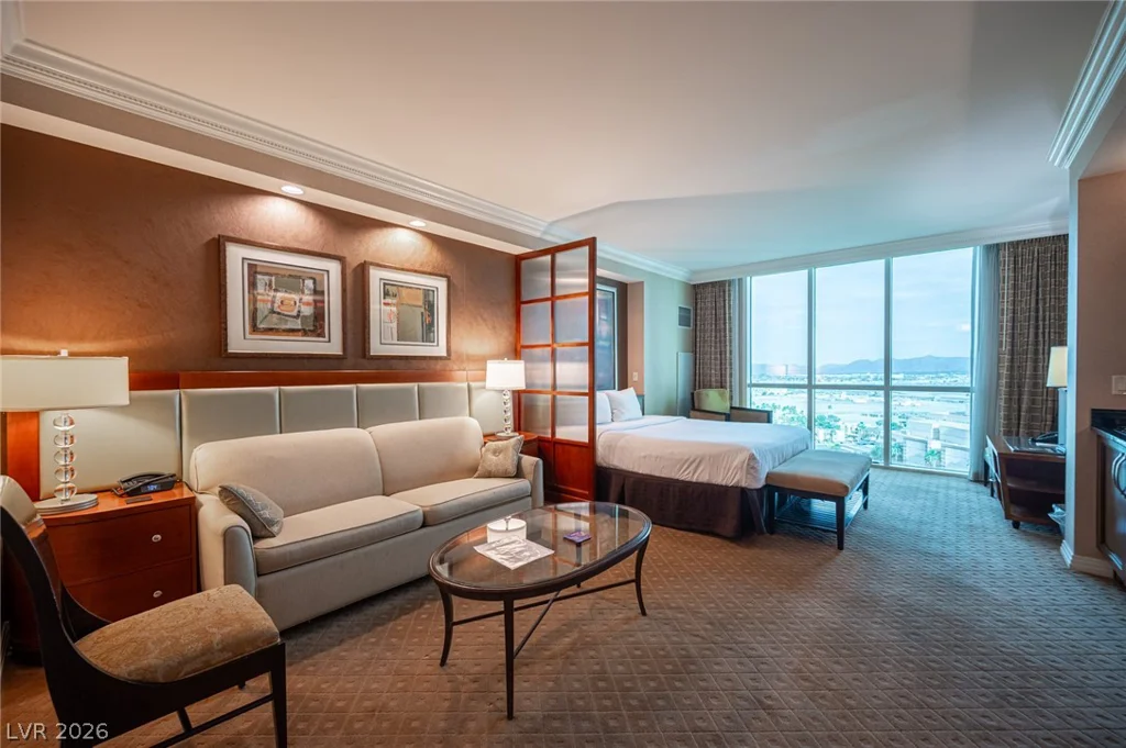 135 Harmon, Las Vegas, NV 89109