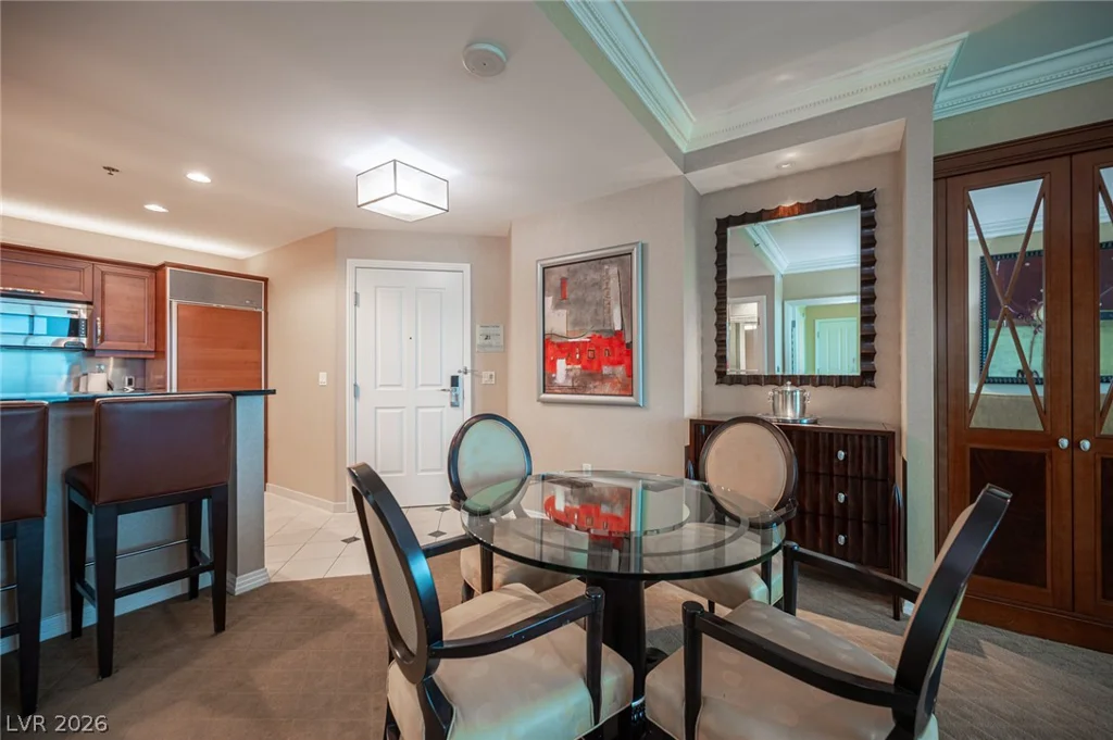 135 Harmon, Las Vegas, NV 89109