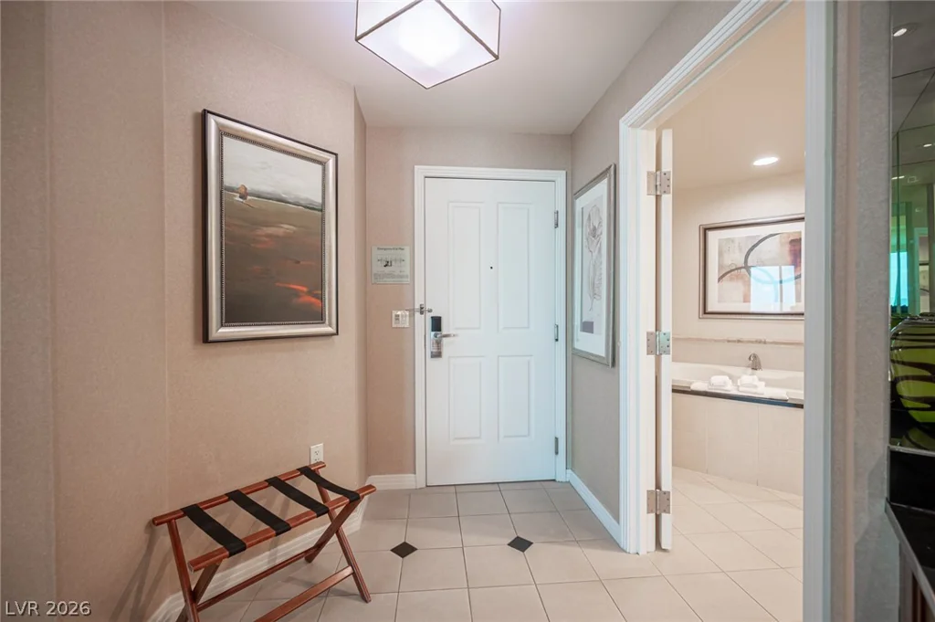 135 Harmon, Las Vegas, NV 89109